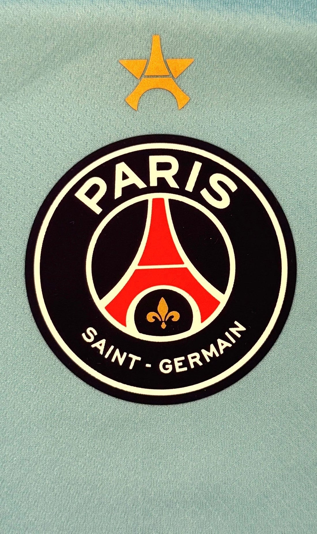 Paris Saint-Germain – Maillot Concept 2025/26 – Bleu & Rose