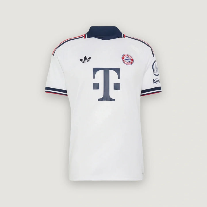 Bayern Munich – Maillot Extérieur 2026/27 – Blanc, Bleu marine