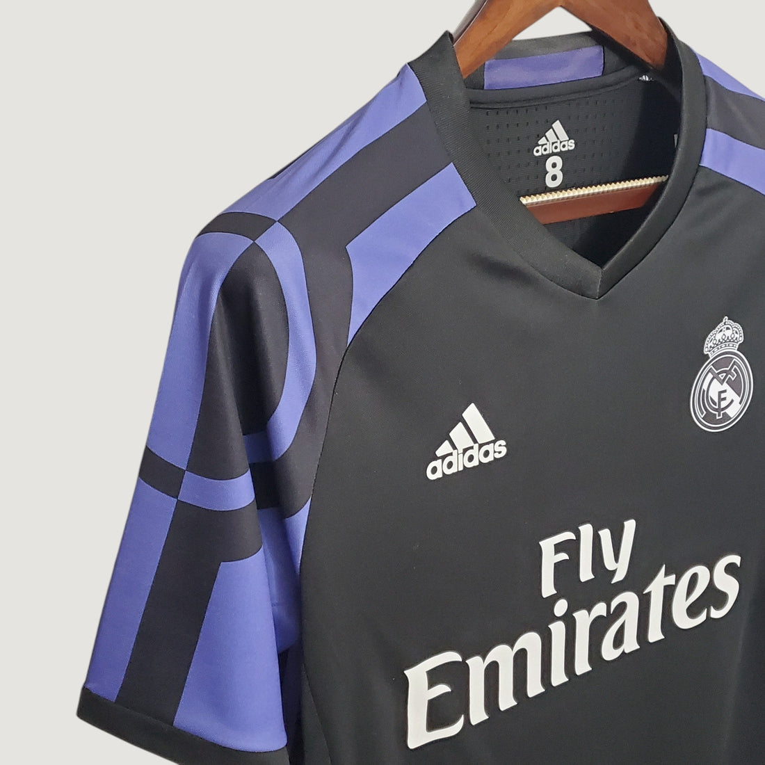 Real Madrid - Maillot Rétro extérieur 2016/2017 - Noir, Violet