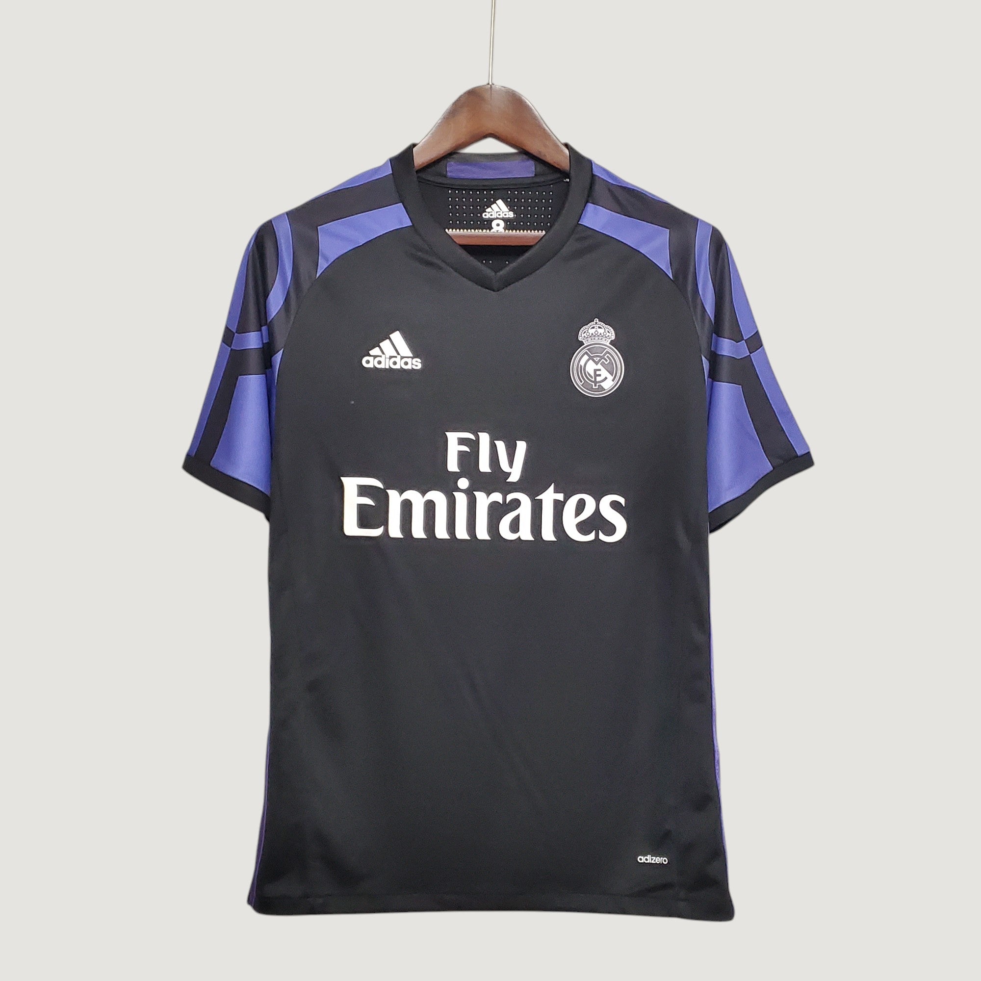 Real Madrid - Maillot Rétro extérieur 2016/2017 - Noir, Violet