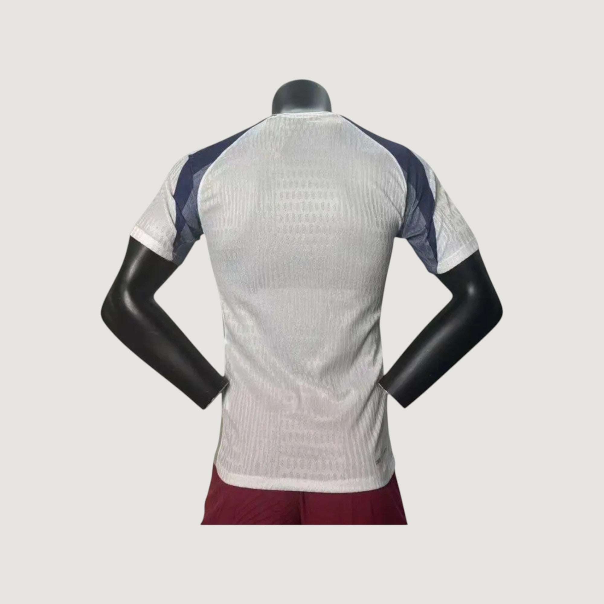 TOTTENHAM – MAILLOT DOMICILE 25/26 – BLANC & BLEU