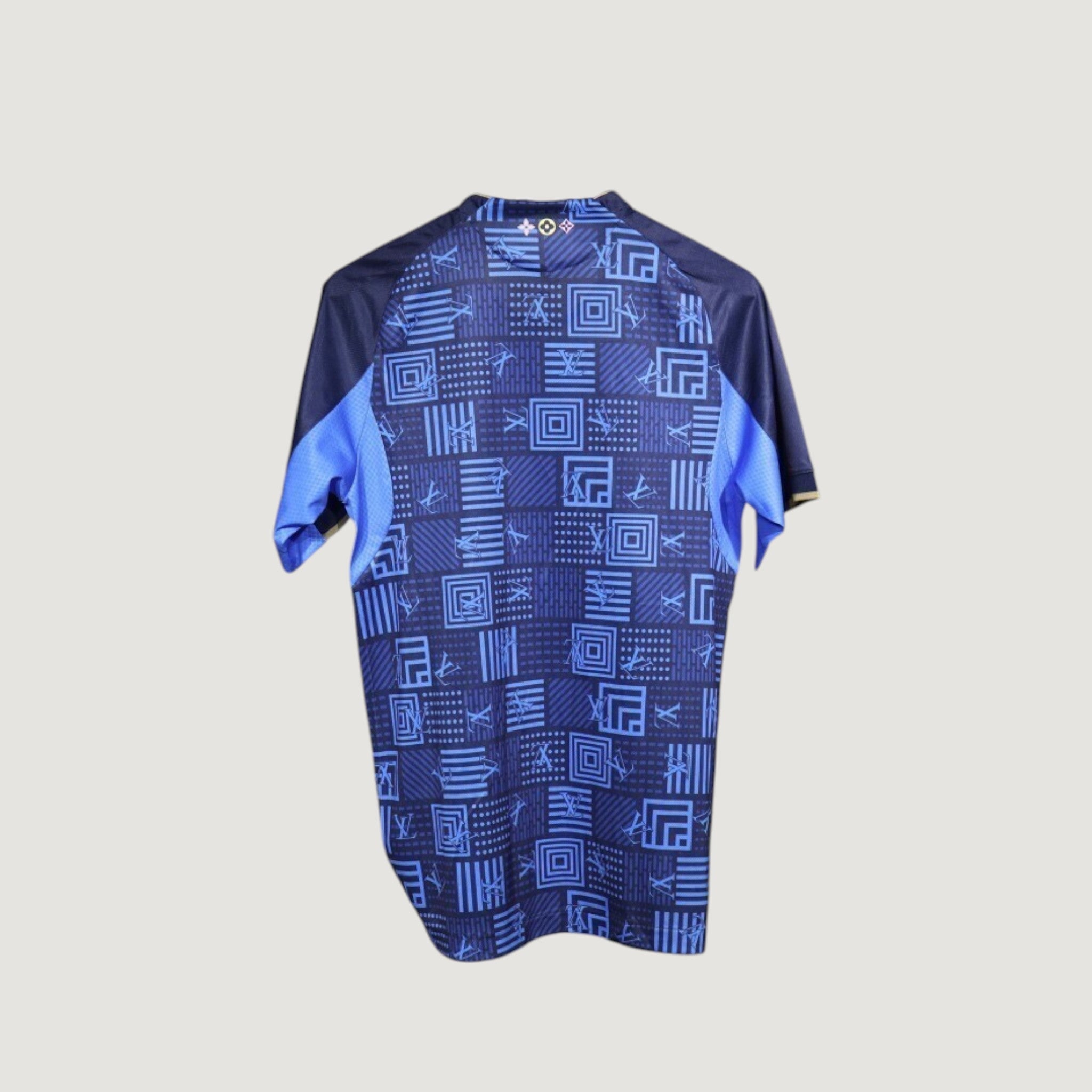 Real Madrid – Maillot Third 25/26 – Bleu & Doré