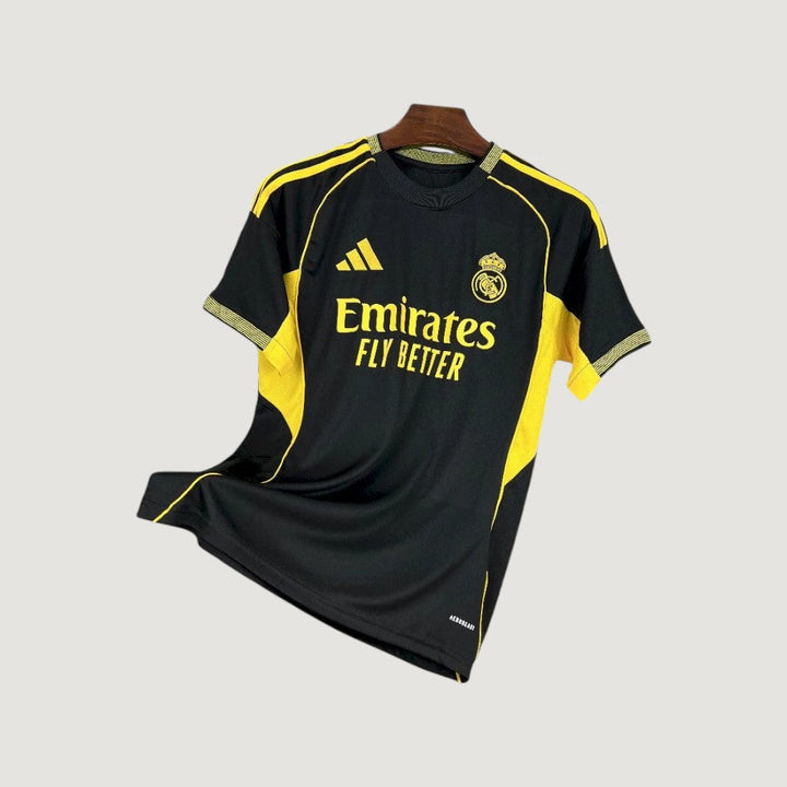Real Madrid – Maillot Third 25/26 – Noir & Jaune