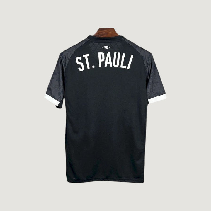 FC St. Pauli – Maillot Domicile 25/26 – Noir & Blanc
