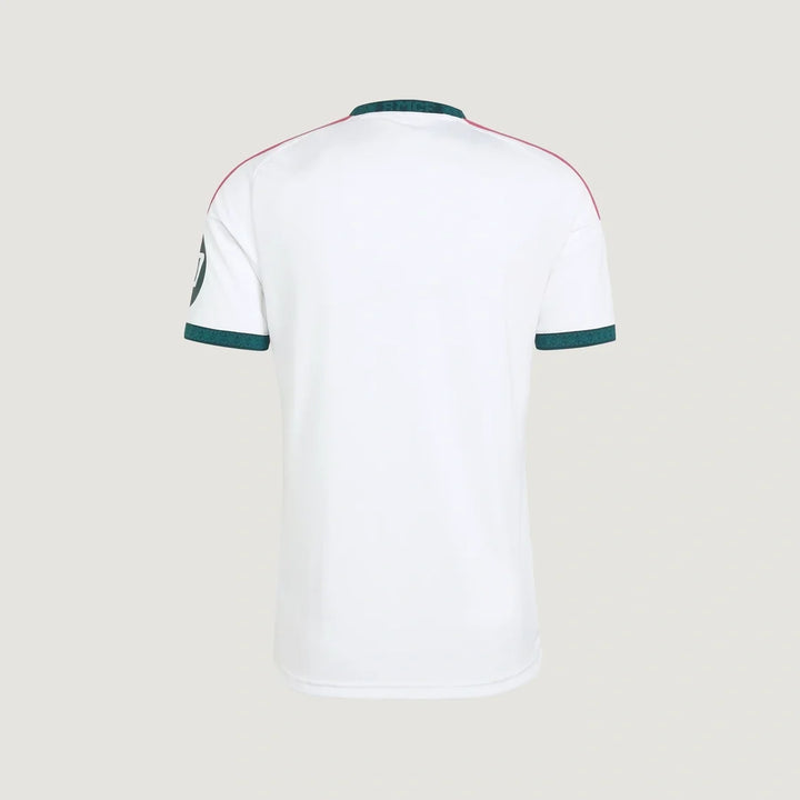 Real Madrid – Maillot Domicile 2026/27 – Blanc, Rose, Vert foncé